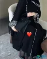 عباية نسائية طويلة مستعملة لون بني مقاس XXL مع حجاب وحقيبة يد صغيرة