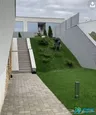 فيلا سكنية مستعملة مع حديقة أمامية ودرج خارجي
